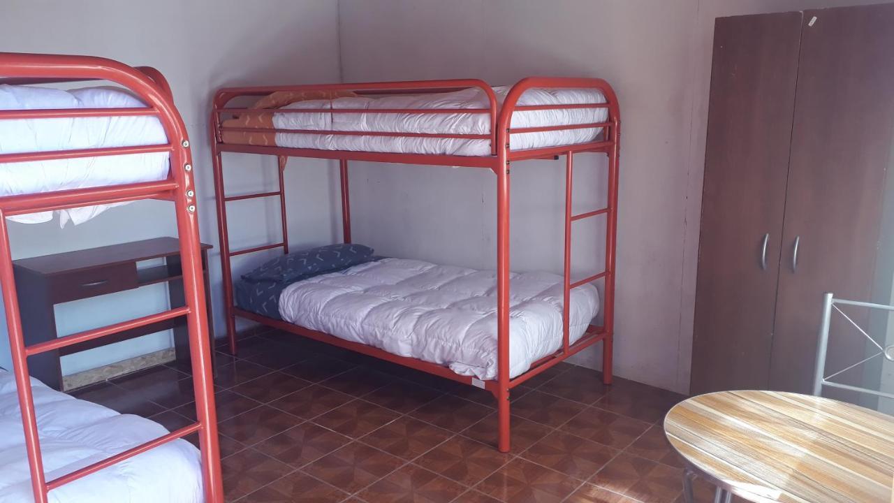 Hostal Open House Сан Педро де Атакама Екстериор снимка