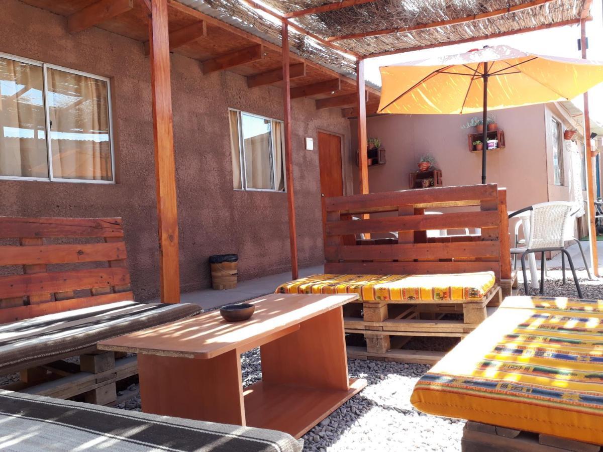 Hostal Open House Сан Педро де Атакама Екстериор снимка